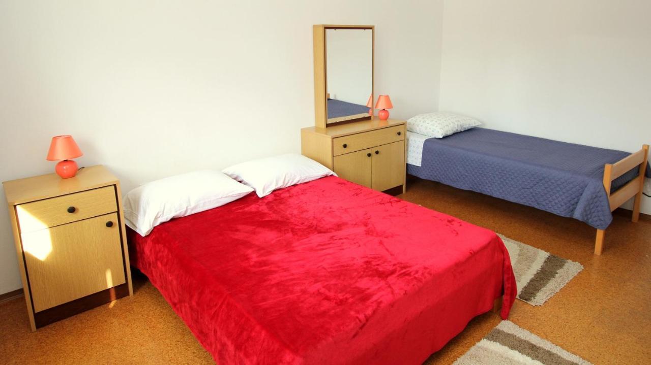 Apartmani Loli Ugljan Esterno foto