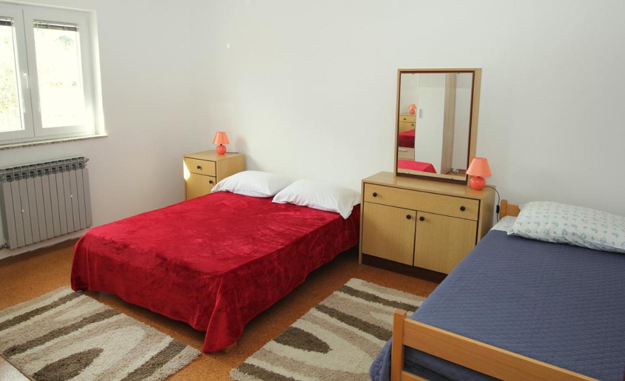 Apartmani Loli Ugljan Esterno foto